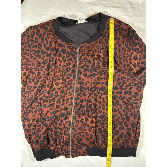 Beach Lunch Lounge Women’s Full Zip Leopard Print Jacket XXL - Picture 11 of 12